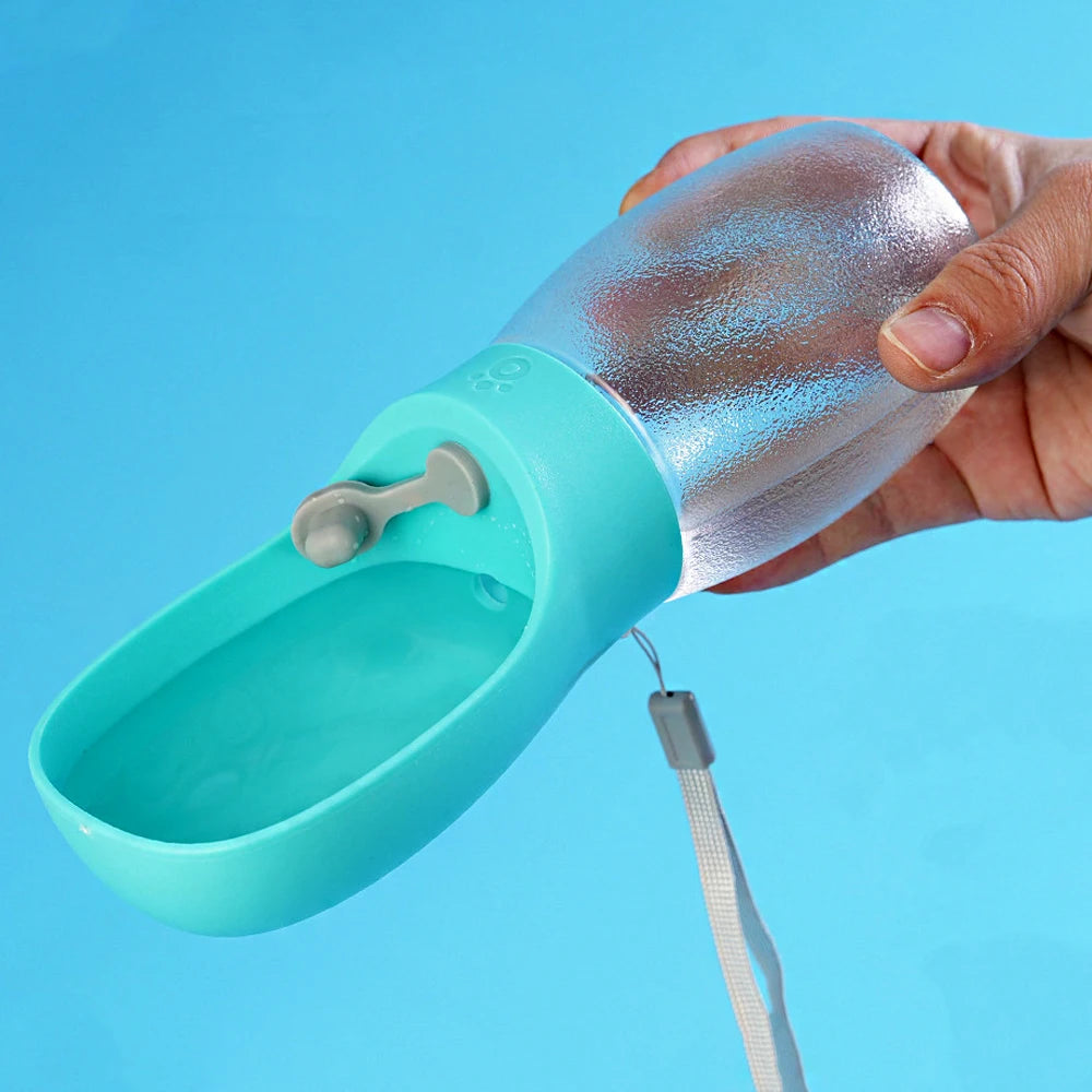Close-up of leakproof lid and water dispenser button on pet bottle